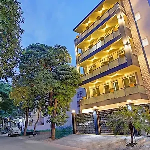 nuab-house-near-fortis-and-huda-city-centre.top-gurgaonhotels.com/
