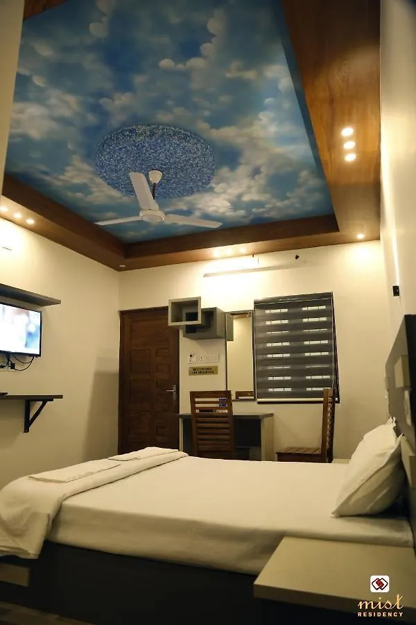 Mist Residency Hotel Kattappana