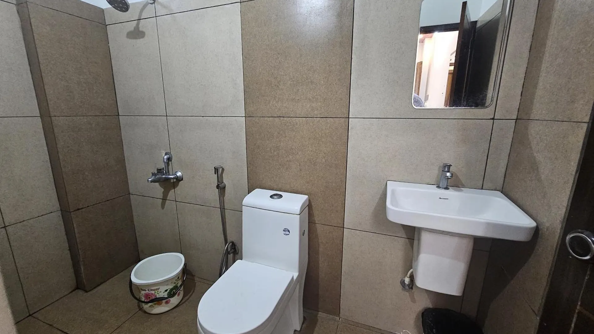 Mist Residency Hotel Kattappana