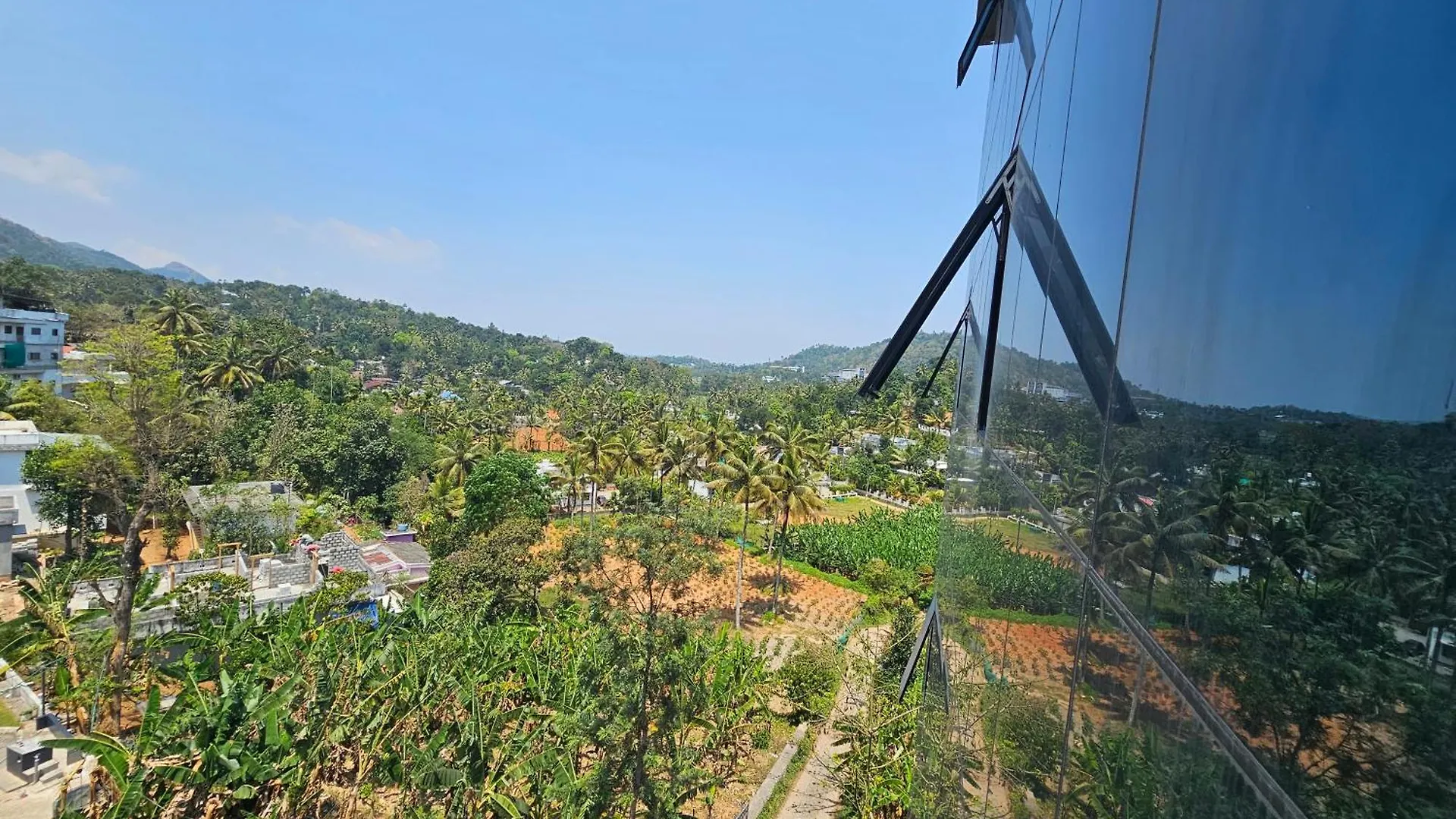 Mist Residency Hotel Kattappana